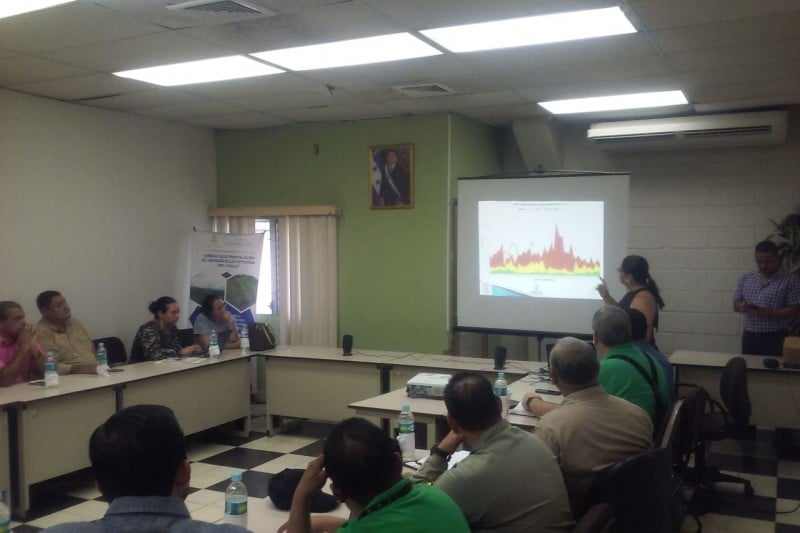 Reunión Emergencia Dengue Valle Sula