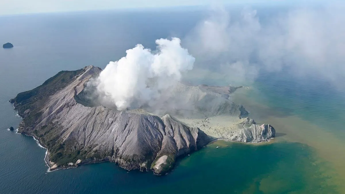 Volcan Whakaari Nueva Zelanda Entra Erupcion 1575877912652