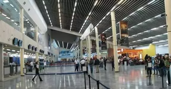 Se reanudan los vuelos internacionales en el aeropuerto Ramón Villeda Morales