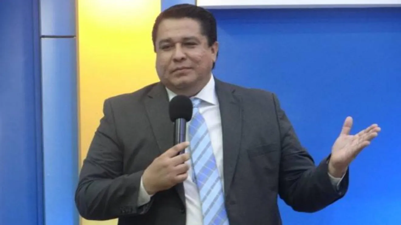 "Esto es una represión": Pastor Roy Santos ante requerimiento fiscal por discriminación