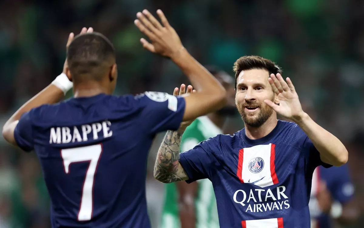 Messi, Neymar y Mbappe rescatan al PSG; Nápoles vence al Rangers