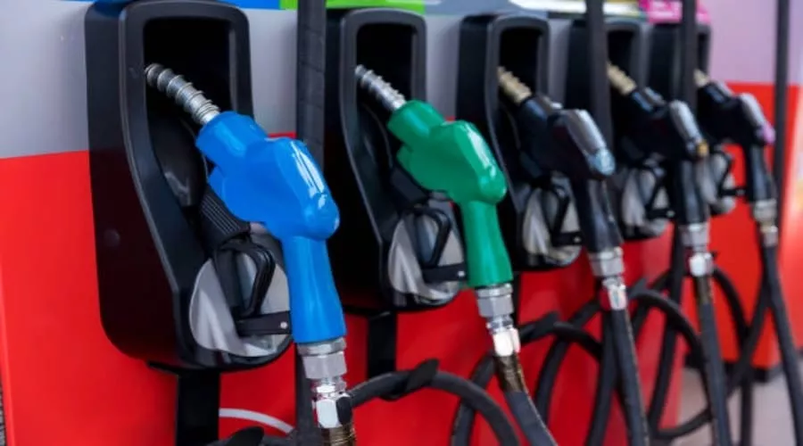 Desacelera incremento en precio de gasolinas pero acelera el del Diésel