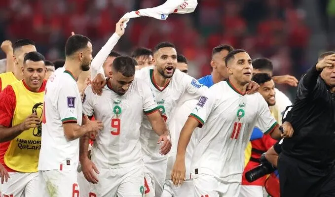 Marruecos logra pase histórico a octavos del Mundial