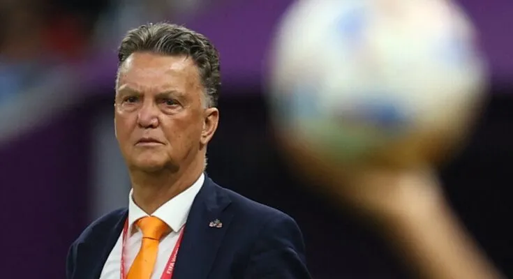 Países Bajos confirma la salida de Van Gaal y el regreso de Koeman