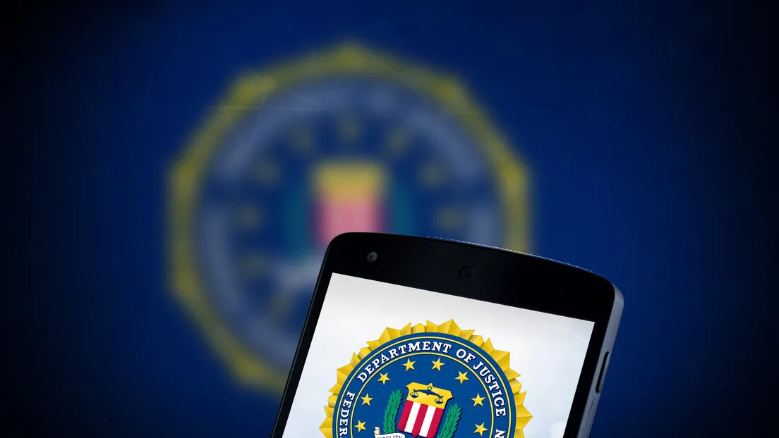 Acusan al FBI de pagar más de 3,4 millones de dólares a Twitter para censurar información