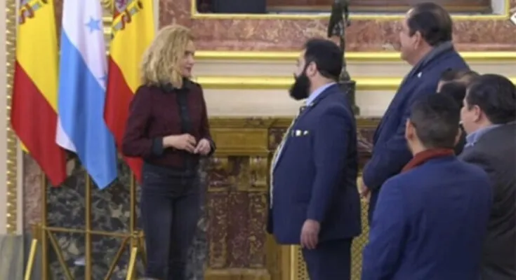 España y Honduras trabajan en la formación de equipos parlamentarios