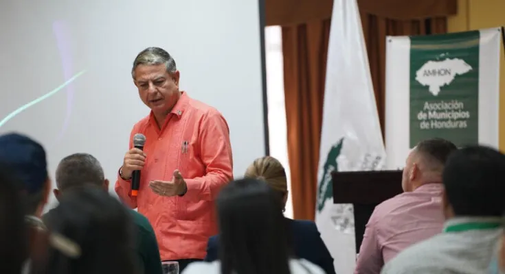 Gobierno de la Presidenta Castro fortalece compromiso de mantener al día transferencias municipales