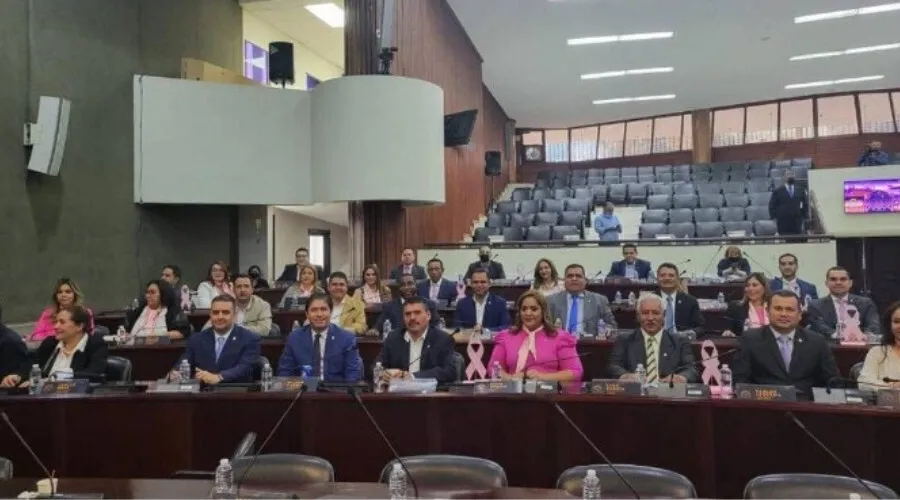 Partido Nacional presenta propuesta de candidatos a Magistrados