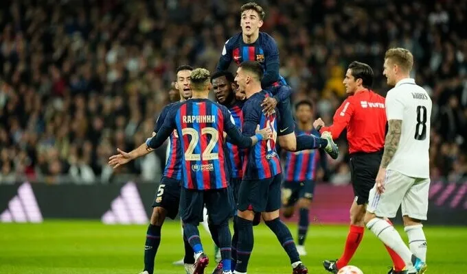 Aumenta el temor en Barcelona de poder quedar fuera de los torneos europeos