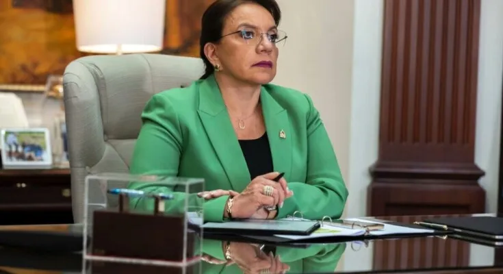 Xiomara Castro reitera que su Gobierno está trabajando “con la resistencia en la refundación”