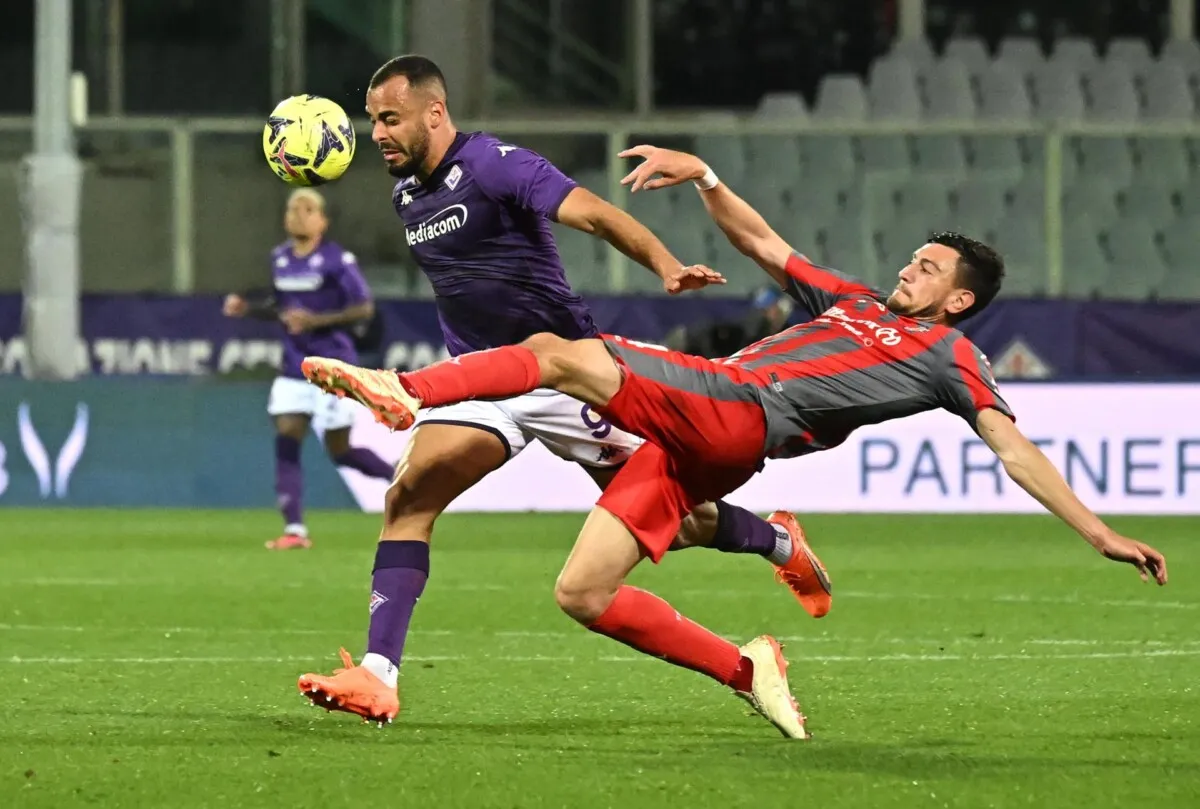 0 0. El Fiorentina Cumple La Lógica Y Desafía Al Inter En La Final