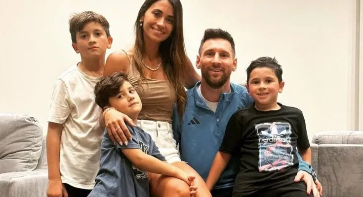 Messi habría reservado la matrícula de sus hijos en un colegio de Barcelona