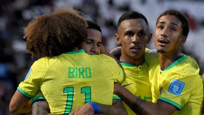 Brasil golea a Dominicana; Colombia avanza y Nigeria vence a Italia
