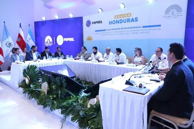 Fracaso-Presidentes-del-legislativo-Luis-Redondo-a-Asamblea-de-FOPREL-Honduras-Centroamerica-Enter504-2