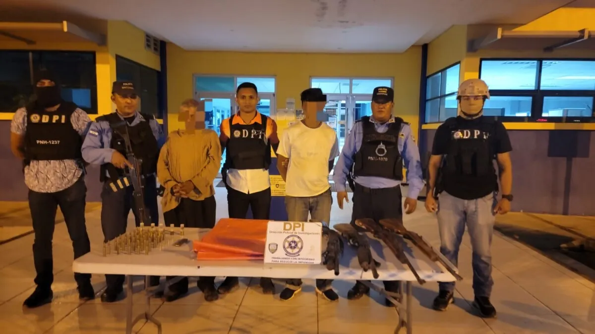 VIDEO Detienen a dos sospechosos de invasión de tierras, con municiones en Comayagua