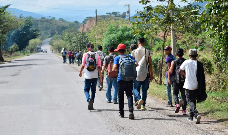 Alerta: Por falta de empleo más jóvenes se preparan a emigrar de Honduras