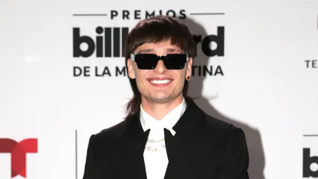 Peso Pluma En Los Premios Billboard Latin 2023