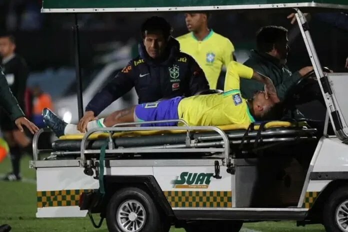 Neymar Fue Sometido Con éxito A Una Cirugía En La Rodilla Izquierda