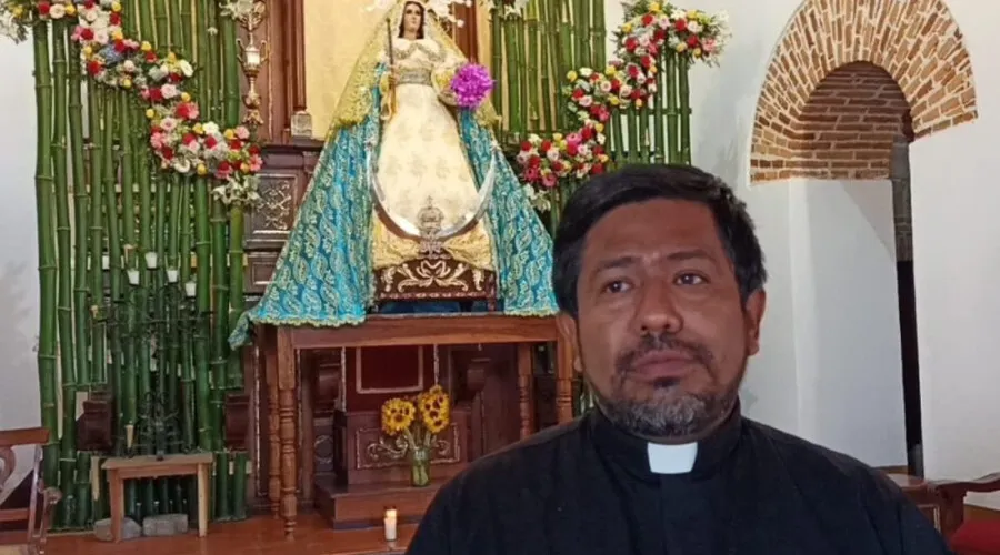 El Gobierno de Nicaragua niega la entrada al país a otro sacerdote nicaragüense