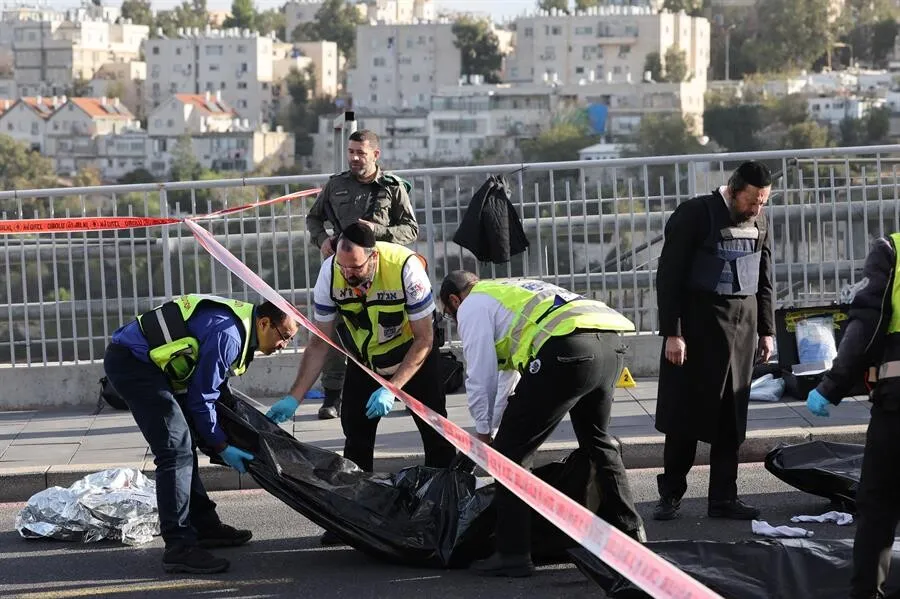 Tres muertos y seis heridos en un ataque palestino con disparos en Jerusalén