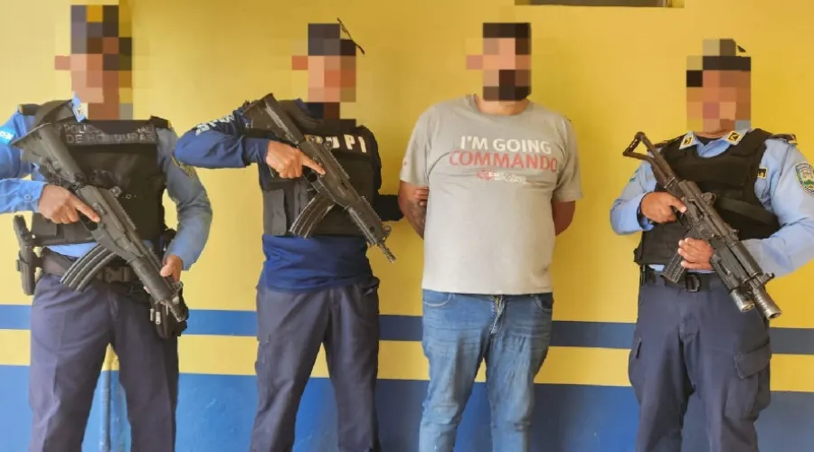 Arrestan en El Paraíso a un comerciante sospechoso en el asesinato de un agente policial