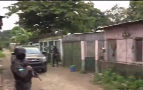 Chamelecón: Con armas de grueso calibre detiene la PMOP a cinco miembros de la 18