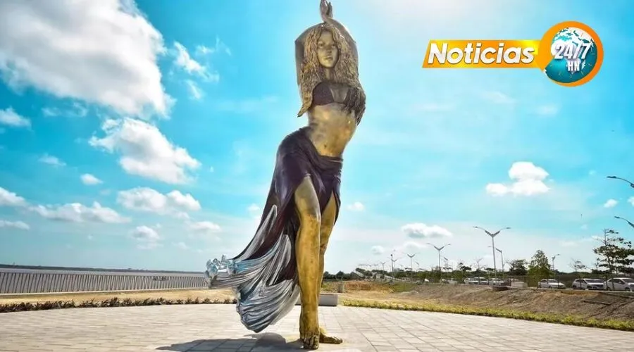 Shakira Estatua Colombia