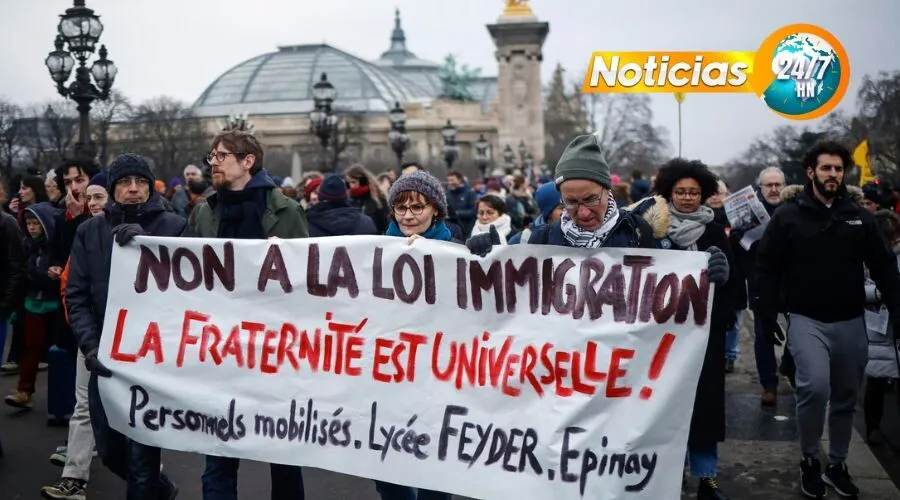 Francia Protestas Migracion