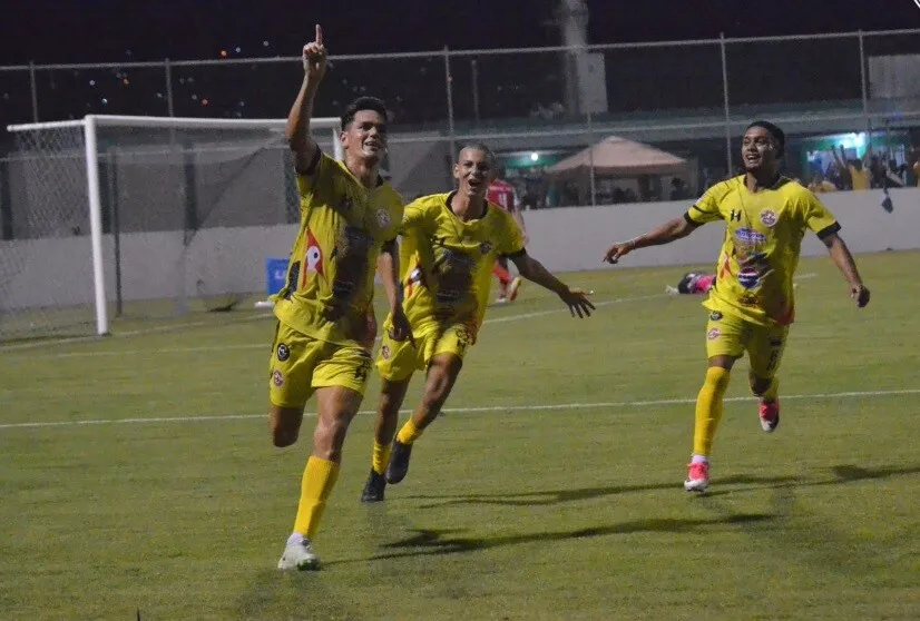 Génesis Vence A Real Sociedad En Honduras, Con Gol Del Paraguayo Roberto Moreira