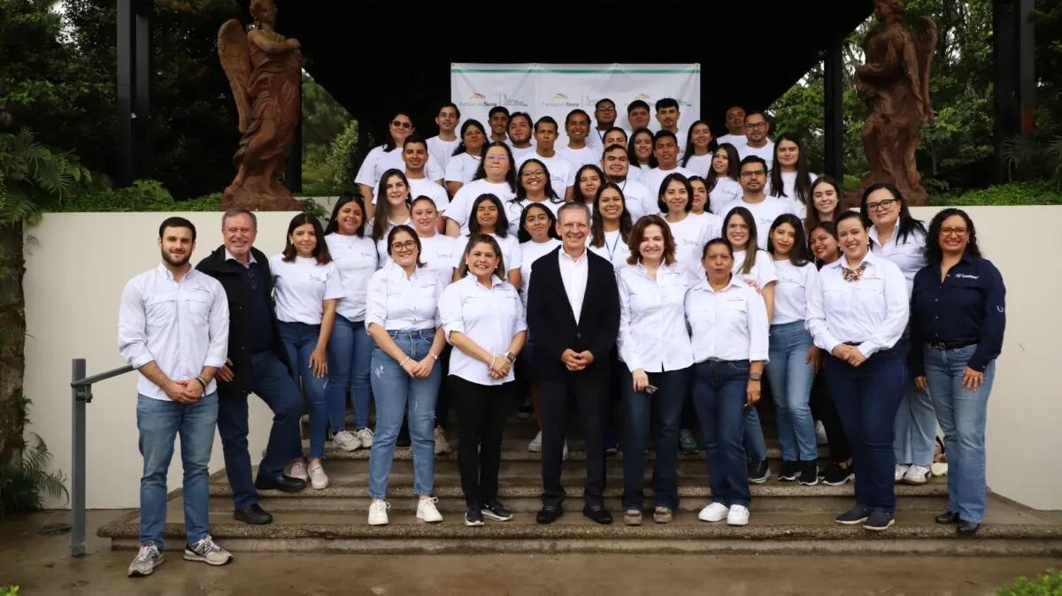Fundación Terra empodera a 55 jóvenes centroamericanos con el programa “Jóvenes Líderes al Servicio”