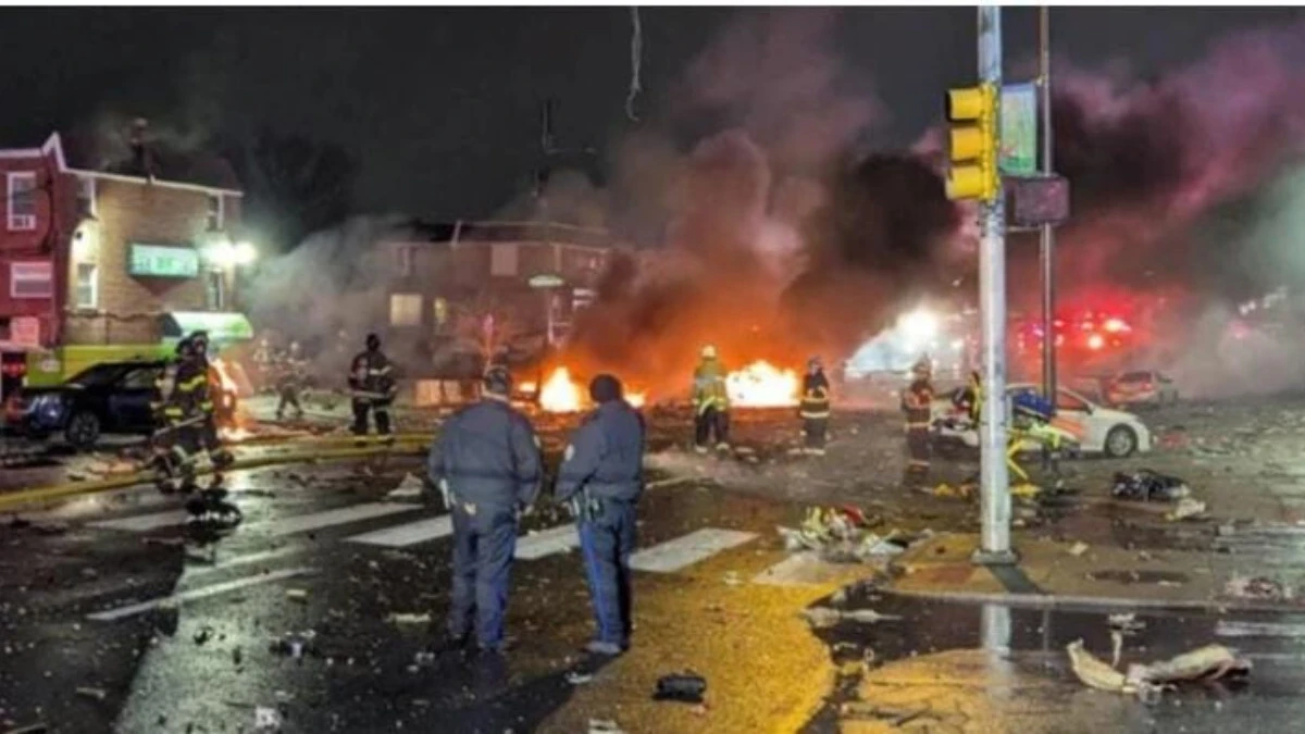 Al menos seis muertos tras chocar un avión pequeño en zona urbana de Filadelfia, según medios