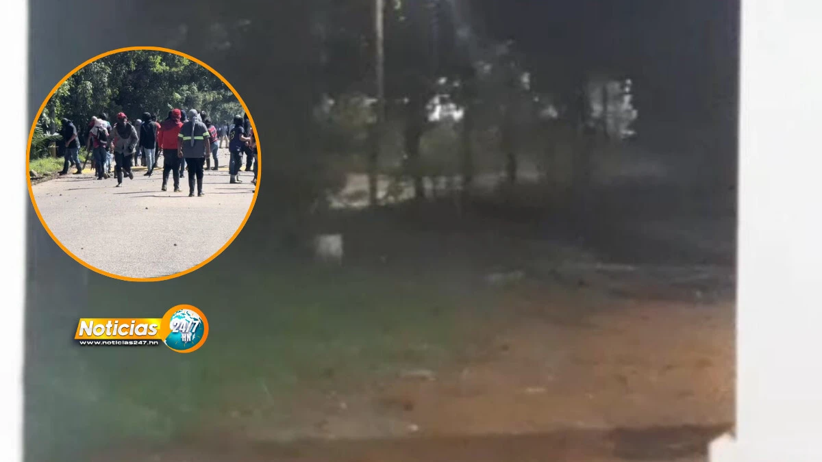 Video Sigue Caliente Pese A Intervencion Policial Persisten Enfrentamientos En Quebrada De Arena