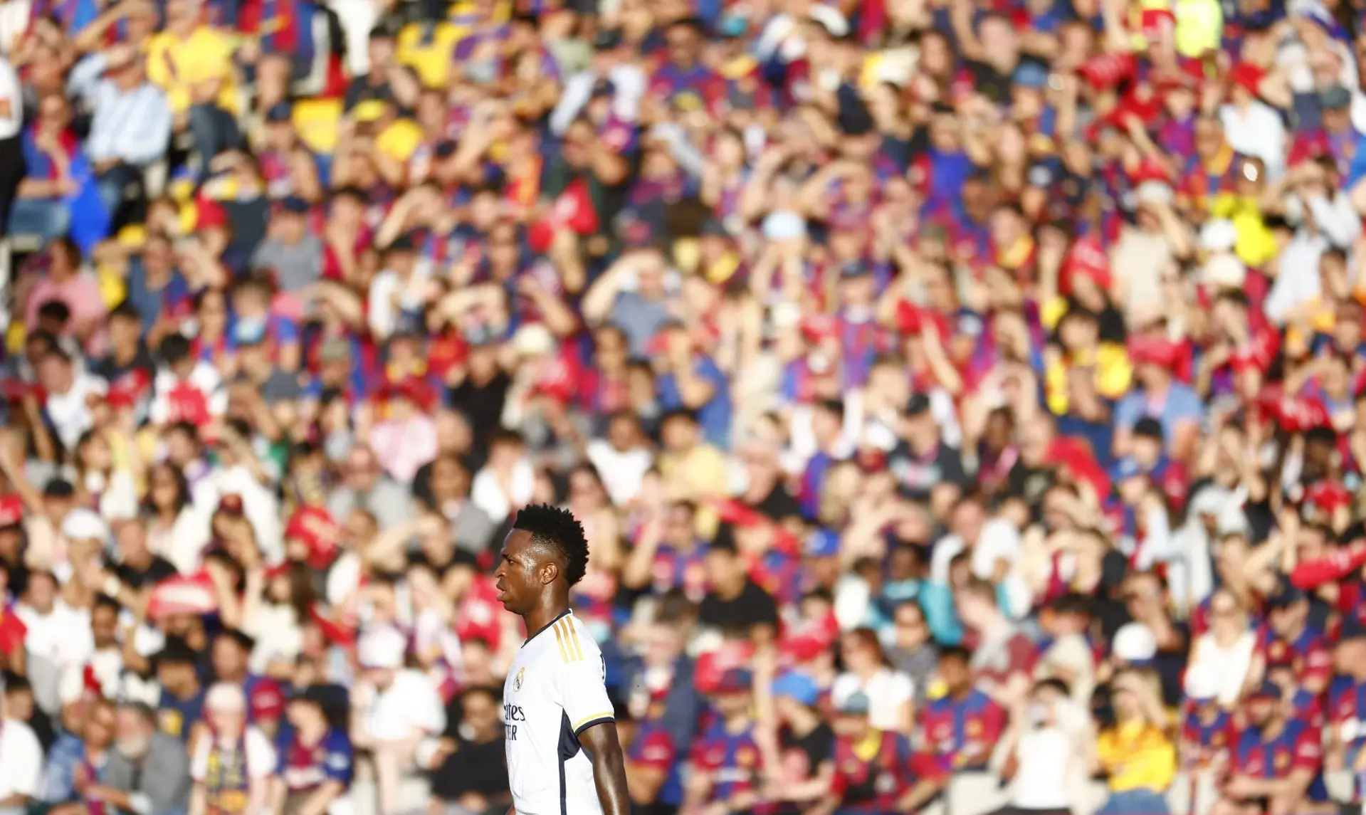 Vinicius Ratifica A La Juez Que Quiere Seguir Acusando Por Los Gritos Racistas En Montjuic