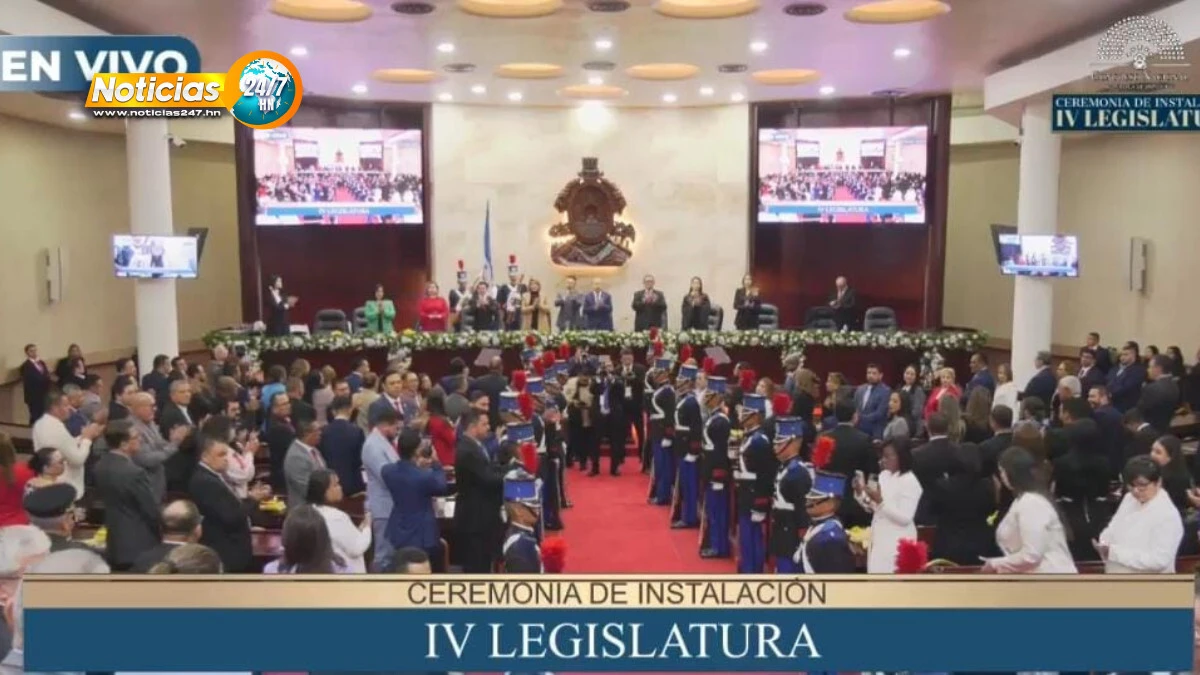 Xiomara Castro Se Desmarca De Redondo Y Lo Deja Solo En La Inauguracion De La Cuarta Legislatura 4