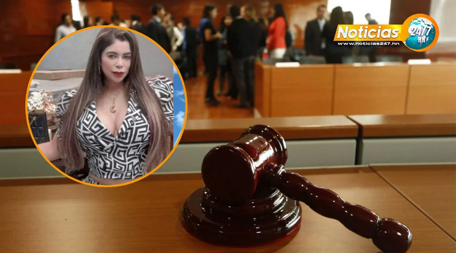 Al Temible Banquillo La Barbie Fiscal Acusada De Sustraer Mas De L80 Millones Del Bch Enfrentara Juicio