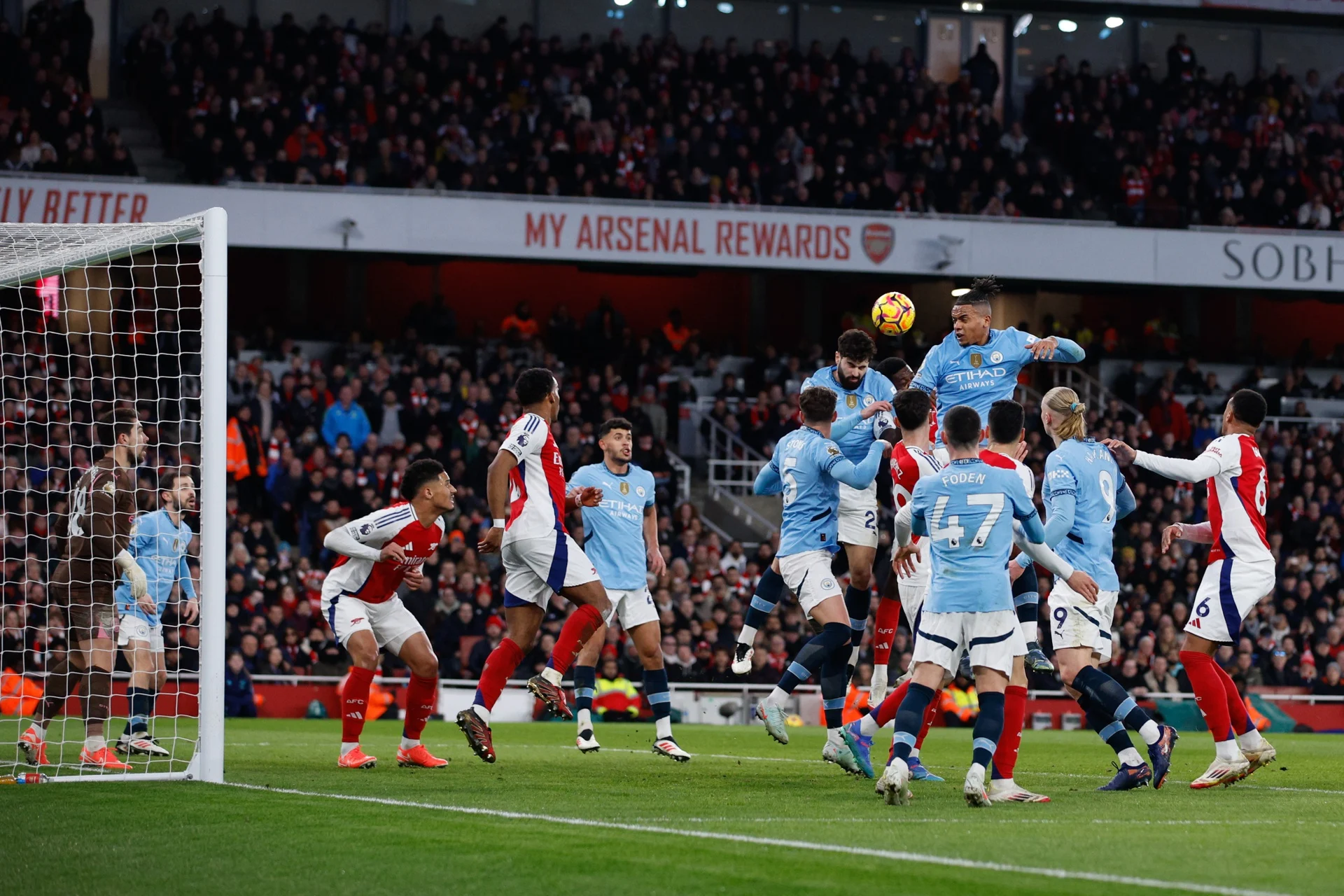 Arsenal le pega una manita al Manchester City de Pep Guardiola