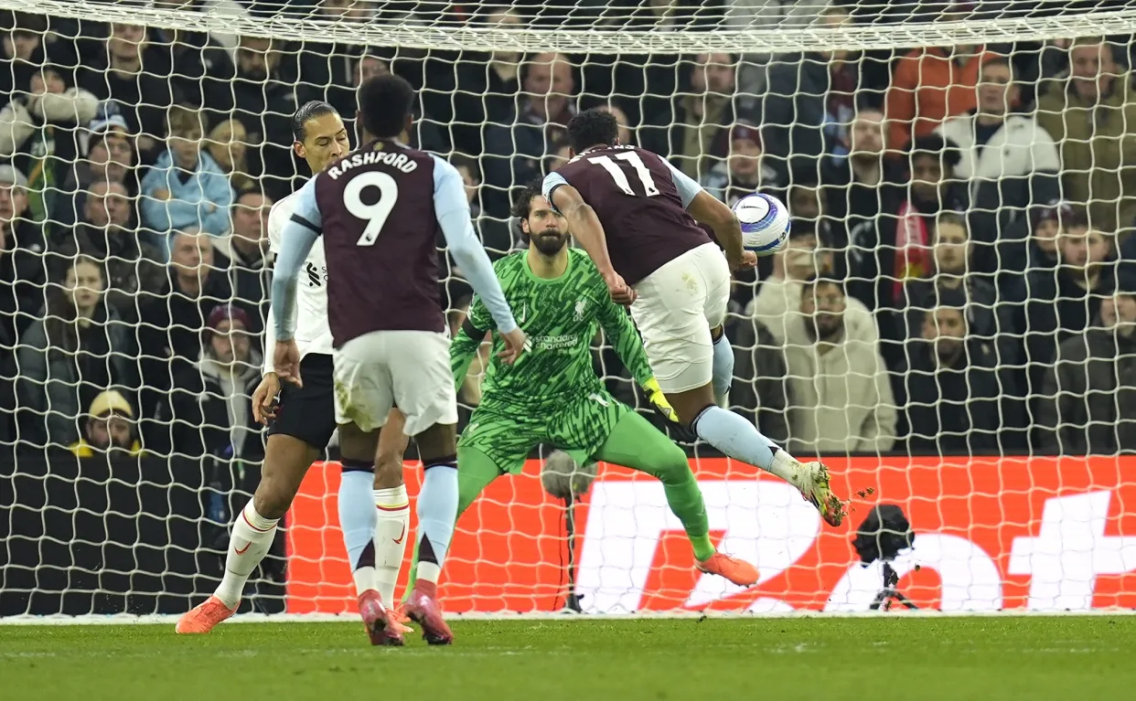 Lider De La Premier Liverpool Salva Un Punto Ante El Aston Villa
