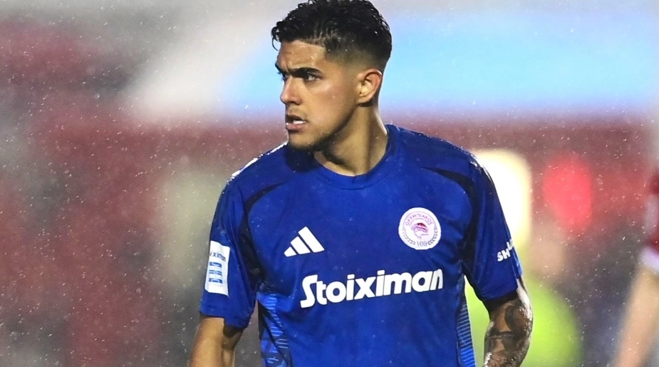 Luis Palma Brilla En Su Primer Partido Como Titular Con El Olympiacos Y Recibe Un Curioso Apodo