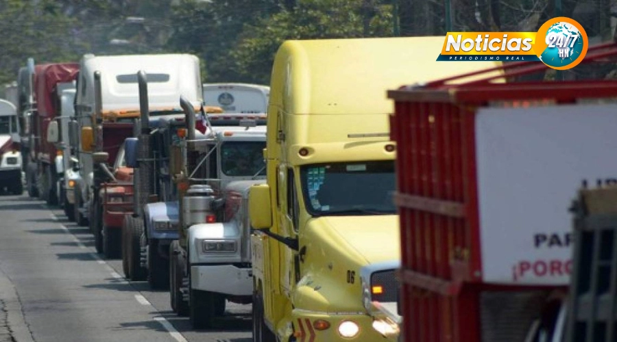 ¡Otra vez! Transportistas de carga pesada mantienen protesta denunciando malos tratos de la OPC