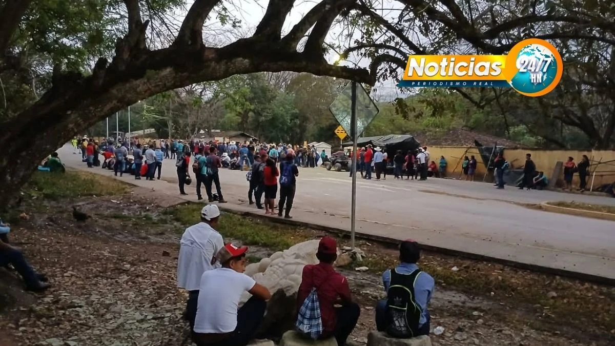 Segundo día de protestas: Pueblo Maya Chortí mantiene bloqueos en Copán Ruinas