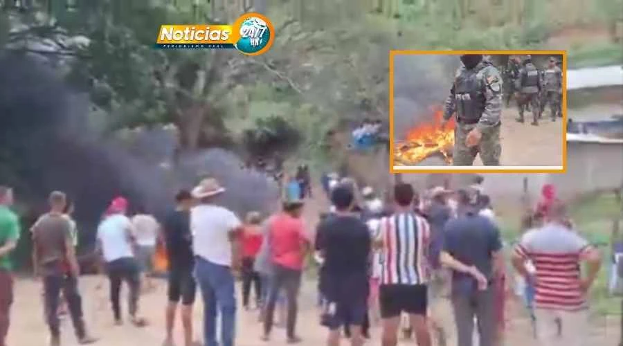 VIDEO: El Portillo en pie de guerra: Habitantes luchan contra decomiso de vehículos por parte de FF. AA.