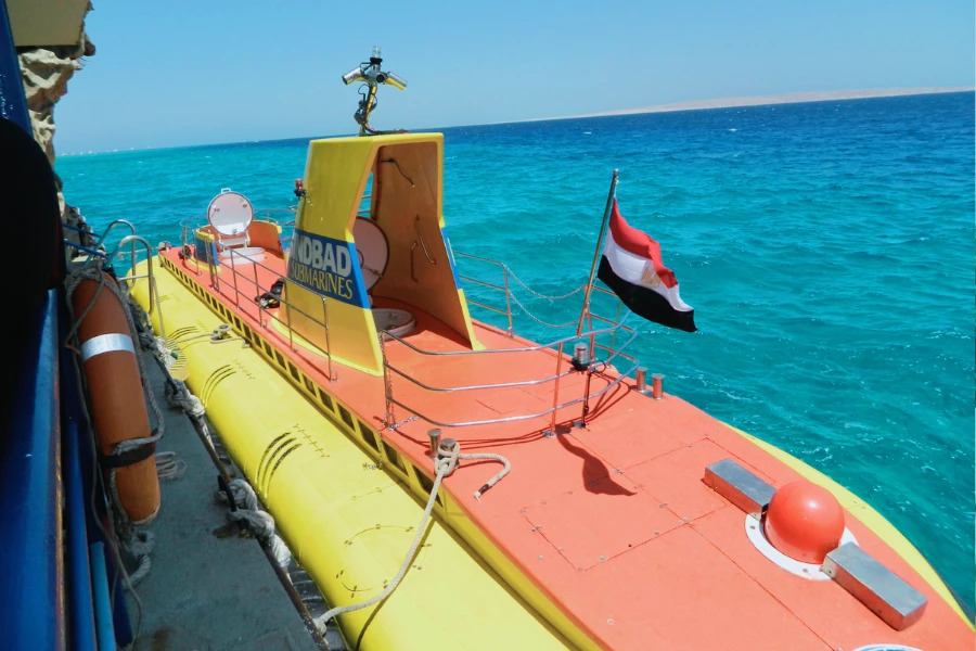 Al Menos Seis Muertos En El Accidente De Un Submarino Turistico En Egipto