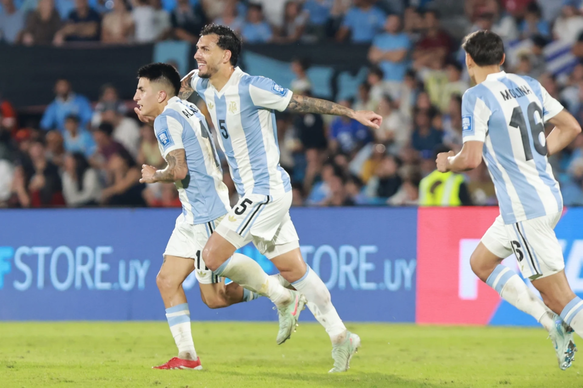 Argentina da un repaso a brasil y celebra la clasificacion al mundial