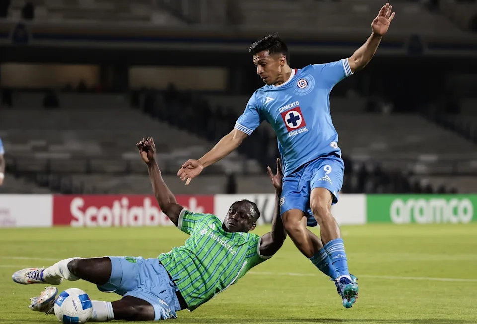 Cruz Azul Vapulea A Seattle Sounders Y Avanza A Cuartos De Final De La Concachampions 2