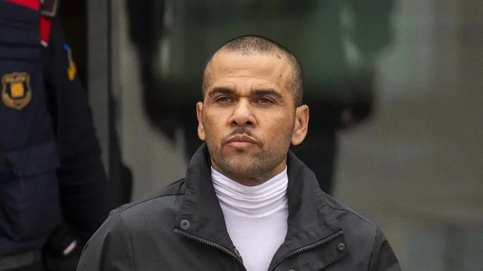Justicia espanola anula la condena por violacion contra dani alves por falta de pruebas