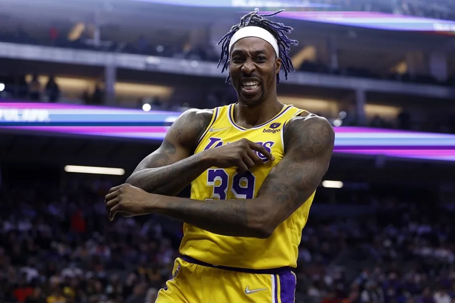Carmelo anthony dwight howard y sue bird entran en el salon de la fama de la nba