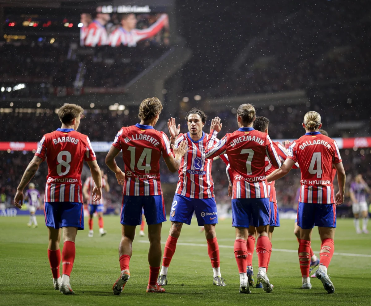 Julian alvarez anota doblete y el atletico de madrid aun no tira la liga