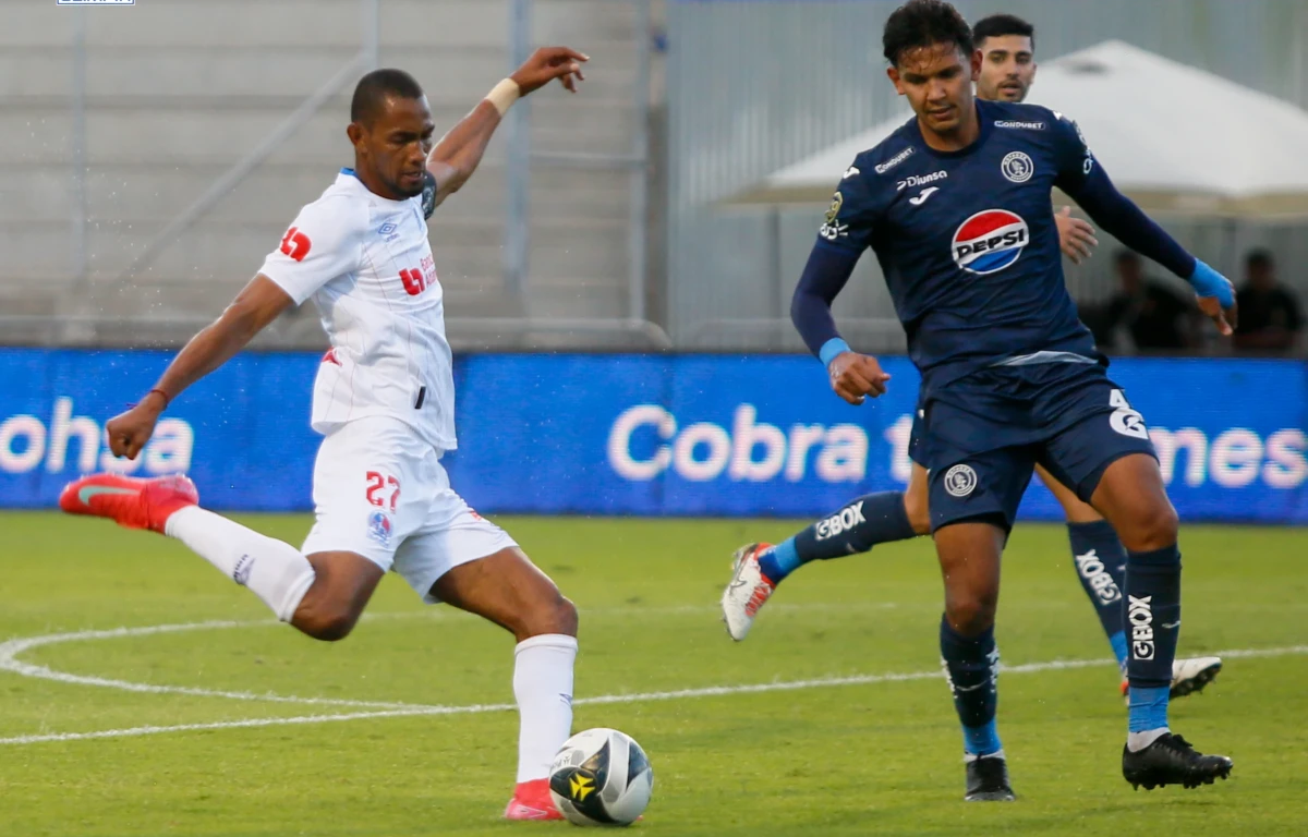 Motagua se lleva el clasico ante olimpia y real espana no aprovecha y empata ante victoria