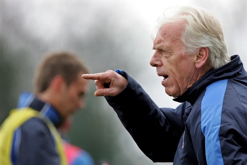 Muere leo beenhakker tecnico del real madrid del america y de chivas